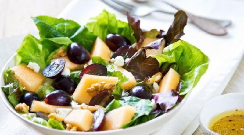 Salad dengan feta: resep dengan foto