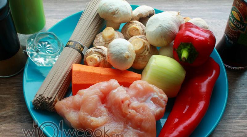 Гречневая лапша с грибами и овощами Ингредиенты на девять порций